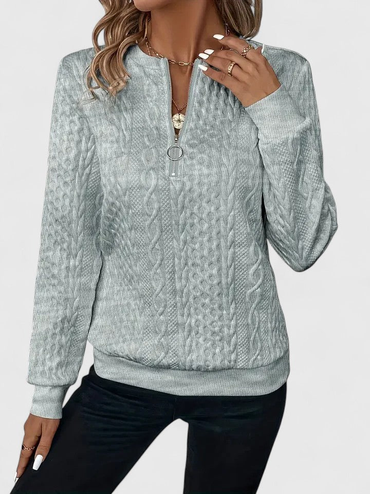 Amore | Women’s Sweater | Front Zip Cable Pattern