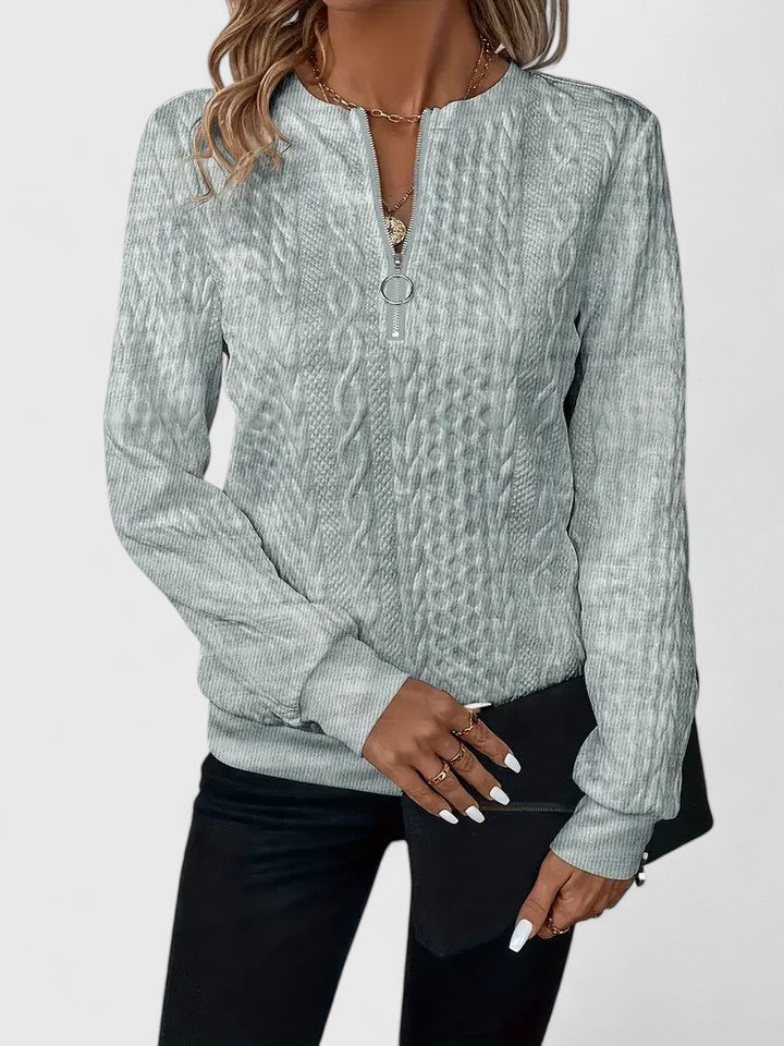 Amore | Women’s Sweater | Front Zip Cable Pattern