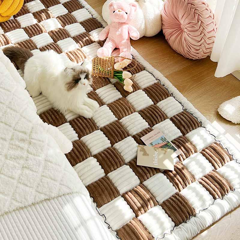Soft Pet Blanket – Chenille Couch Cover for Dogs & Cats, Non-Slip Furniture Protector, Machine Washable – CozyCover